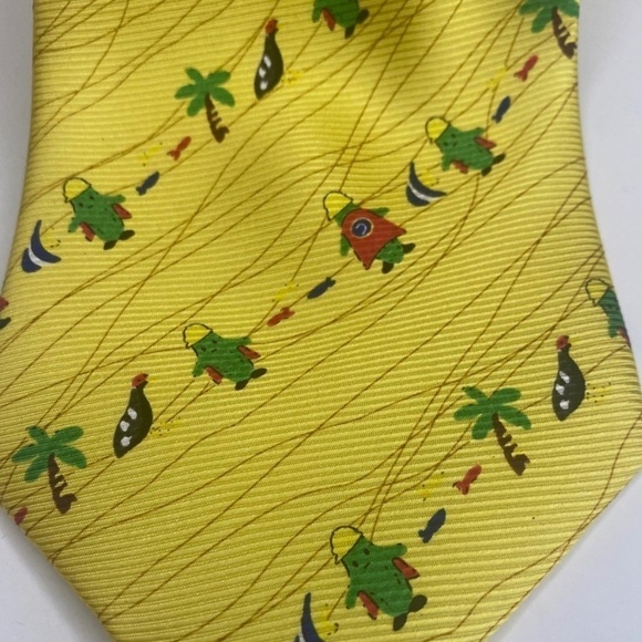 Wahaha Okinawa Goya Man Yellow Novelty Print 100% Silk Tie - Picture 5 of 7